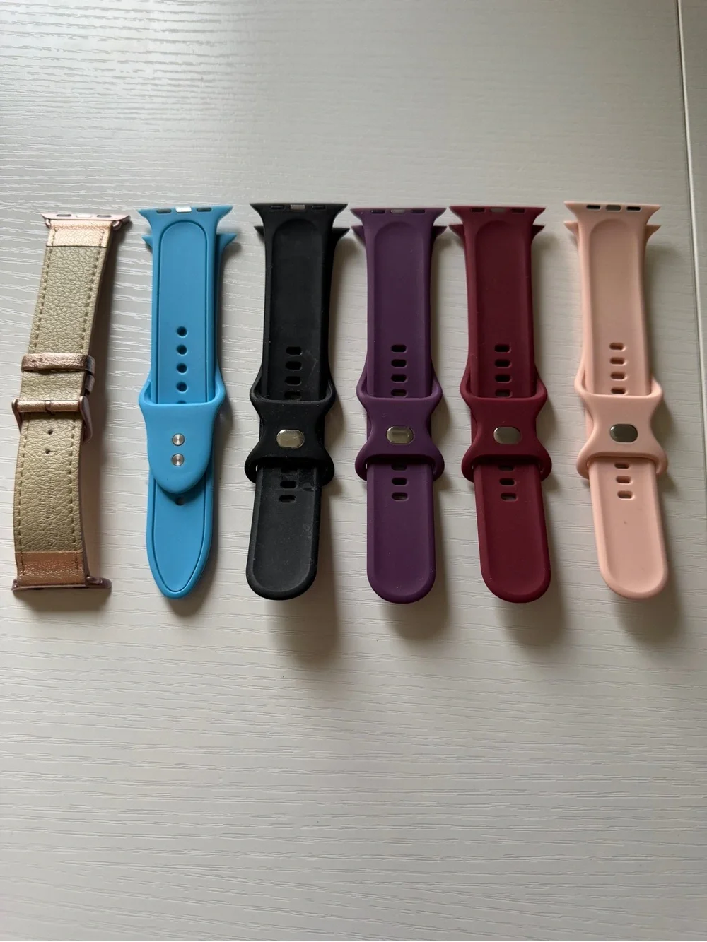 Assorted Apple Watch Bands Multiple Colors 42 44 46